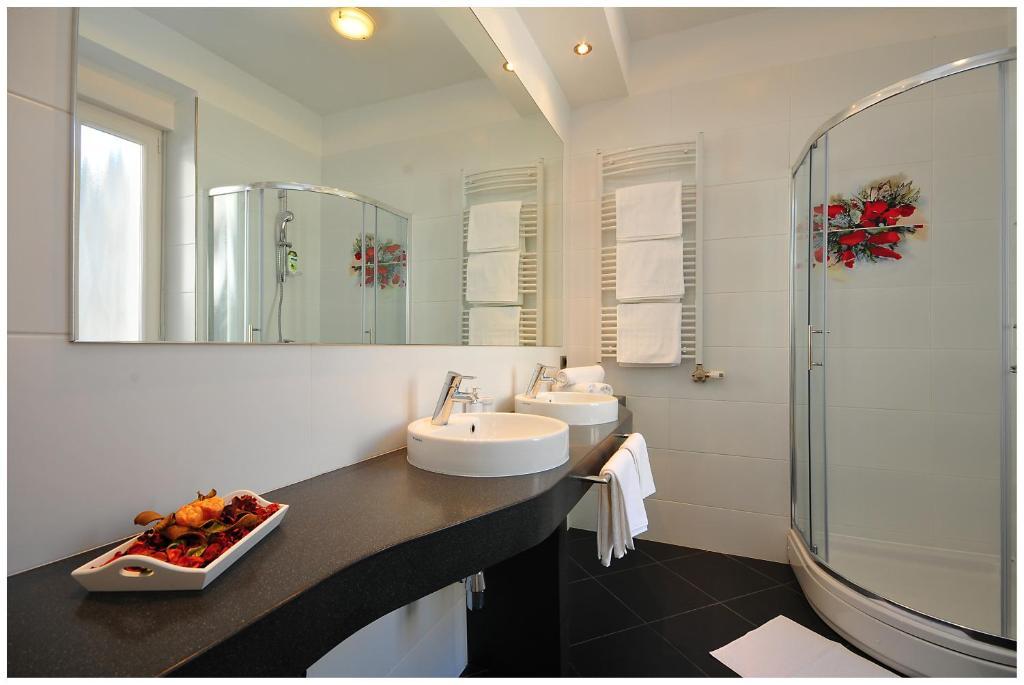 Eden Penthouse Apartments 자다르 객실 사진