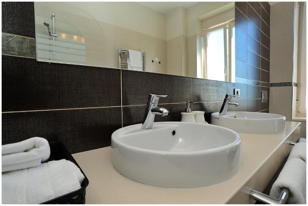 Eden Penthouse Apartments 자다르 객실 사진